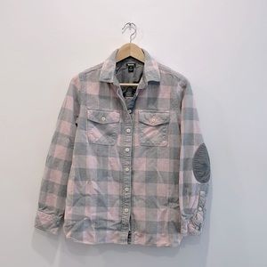 Roots Park Plaid Shirt. Flannel. Size Small. Pink and Grey.